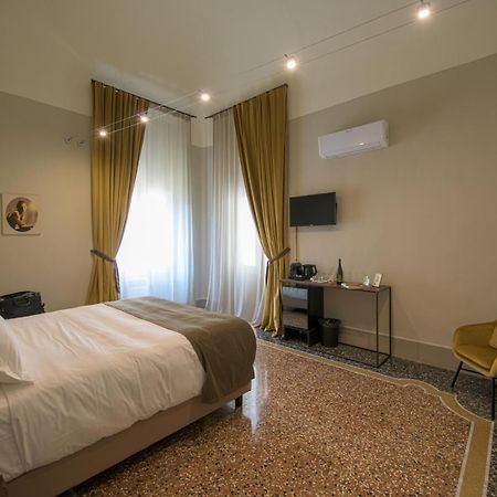 Palazzo Sertorio Suites Gavi Bagian luar foto