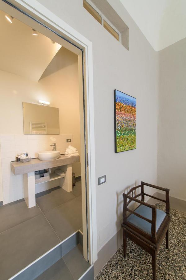 Palazzo Sertorio Suites Gavi Bagian luar foto