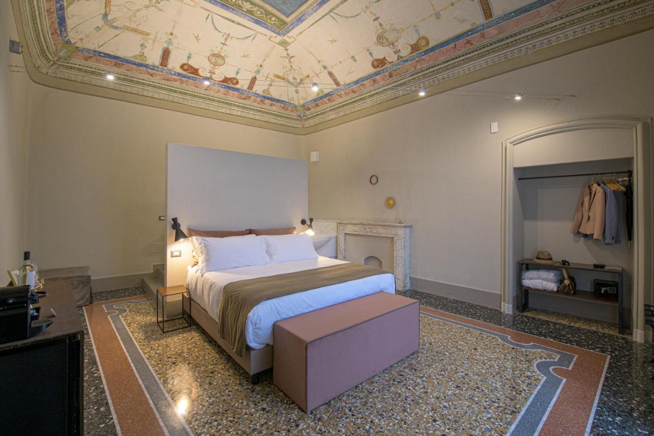Palazzo Sertorio Suites Gavi Bagian luar foto