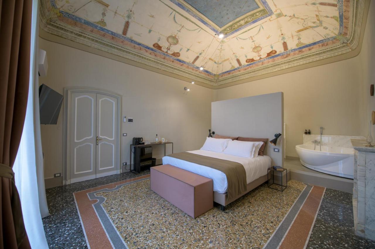 Palazzo Sertorio Suites Gavi Bagian luar foto