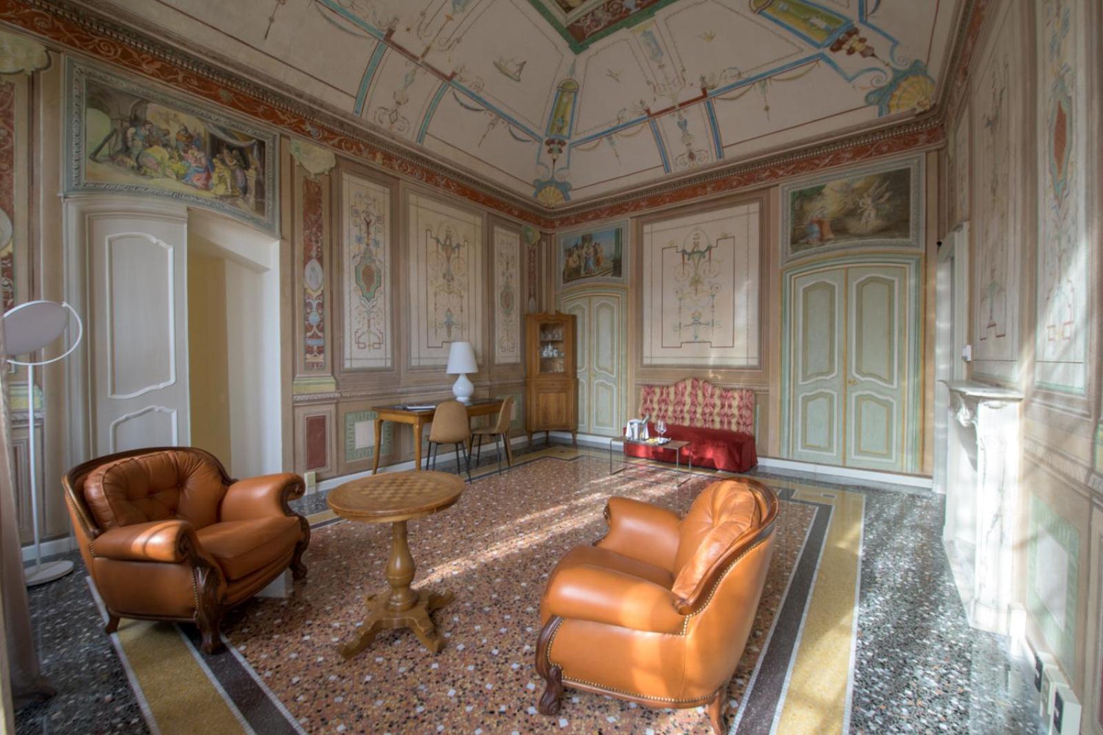 Palazzo Sertorio Suites Gavi Bagian luar foto