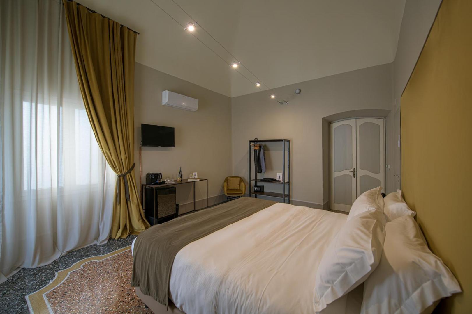 Palazzo Sertorio Suites Gavi Bagian luar foto