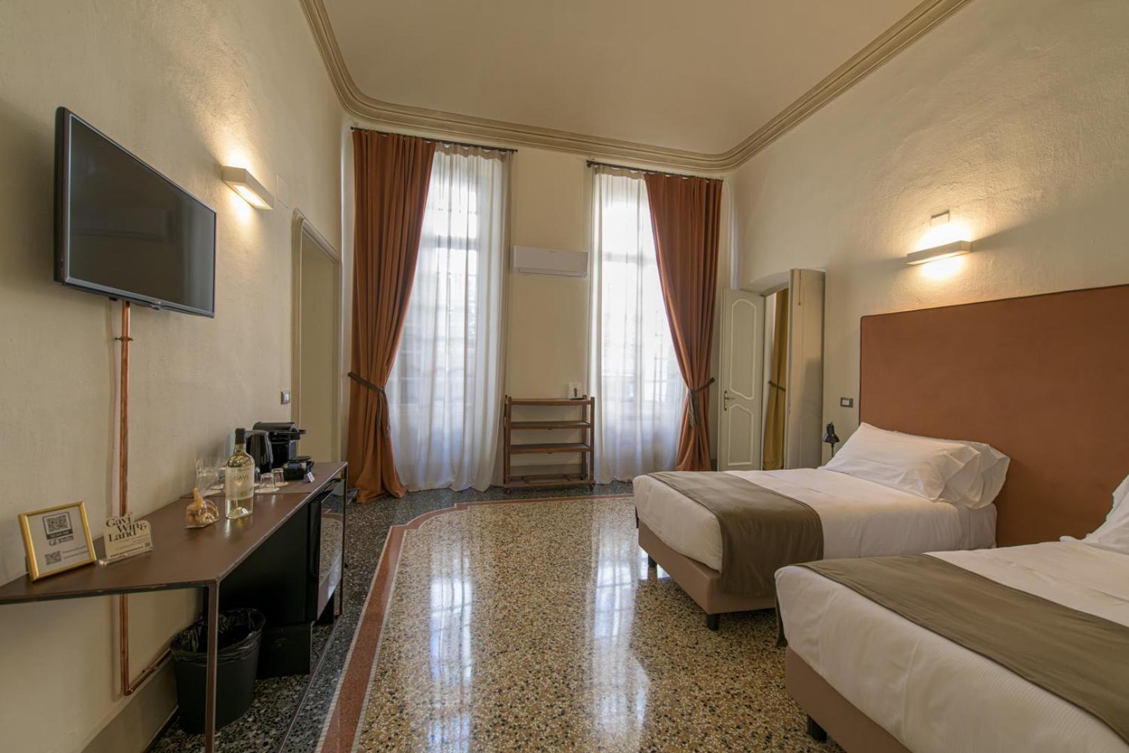 Palazzo Sertorio Suites Gavi Bagian luar foto